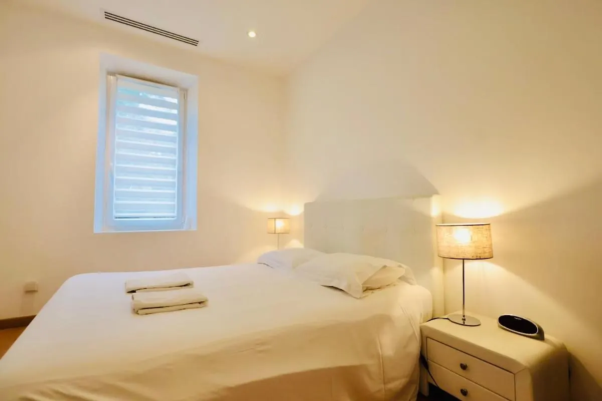 Apartament Les Muguets - Apt Standing 4 Prs - Clim, Parking Vallauris