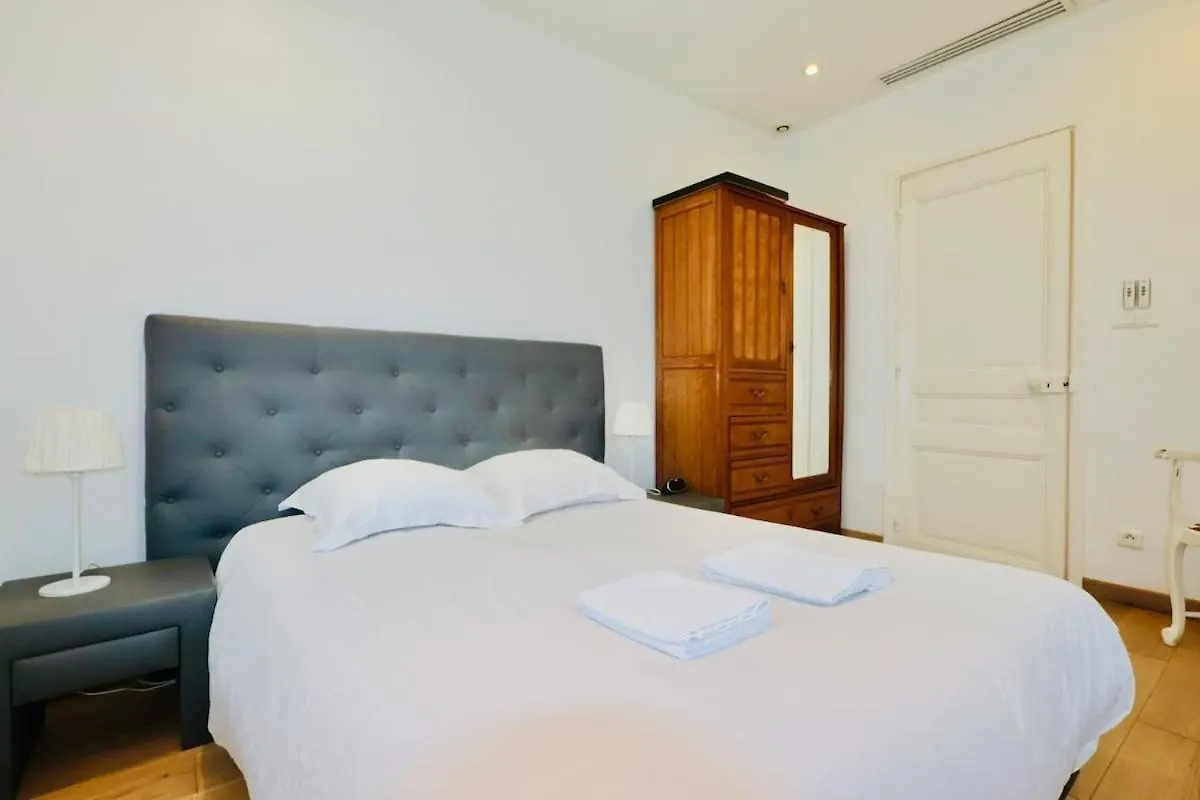 Les Muguets - Apt Standing 4 Prs - Clim, Parking Vallauris Apartament